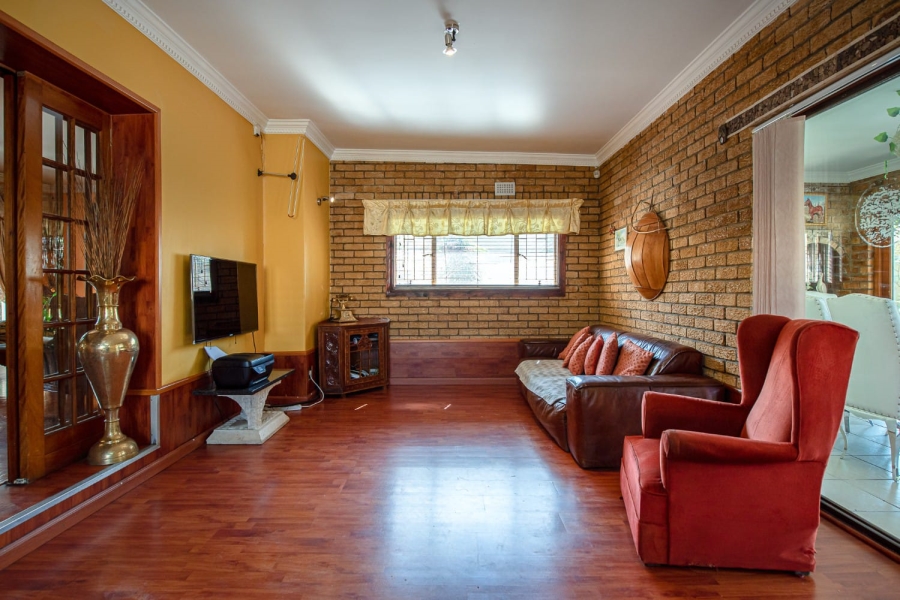 3 Bedroom Property for Sale in Labiance Estate Western Cape